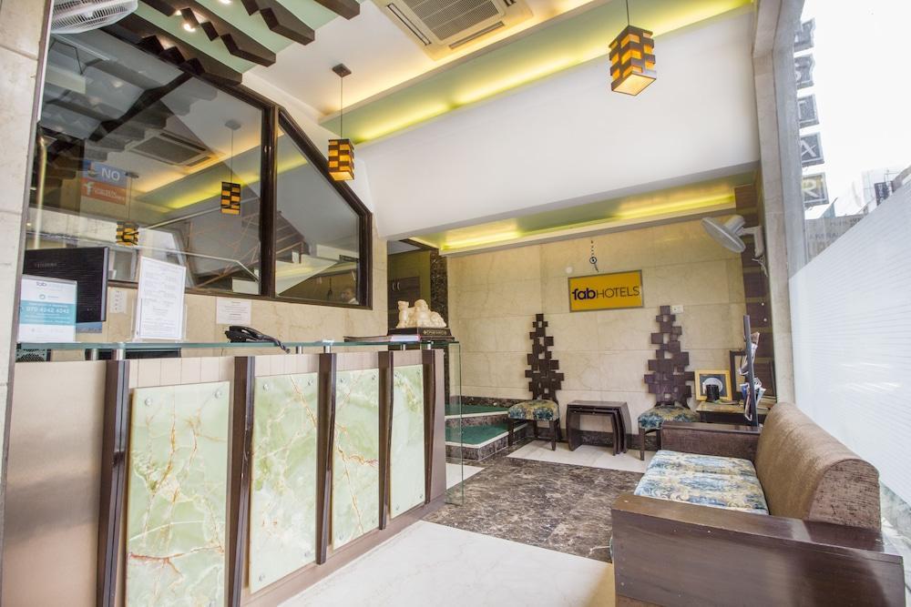 Hotel Sunstar Heights Delhi  Exterior photo